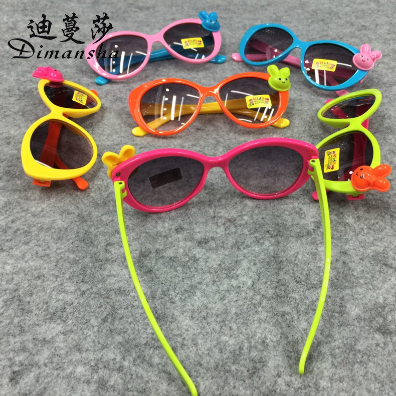 可爱小兔子造型儿童太阳镜 卡通七彩儿童镜 新款细节图