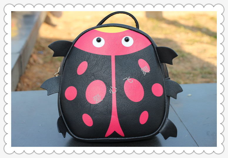 PU children's backpack, Beetle bag, backpack, dual-purpose bag, girl bag, parent-child bag, ladybug bag Application Scenario