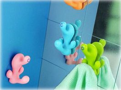 Novel and special coral towel hooks, creative and lazy household items details Picture