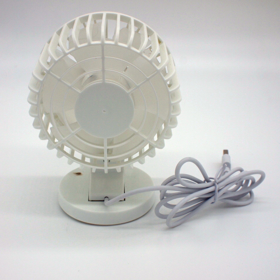 A creative and novel USB mini fan for the front of a best-selling computer, a small desktop fan Application Scenario