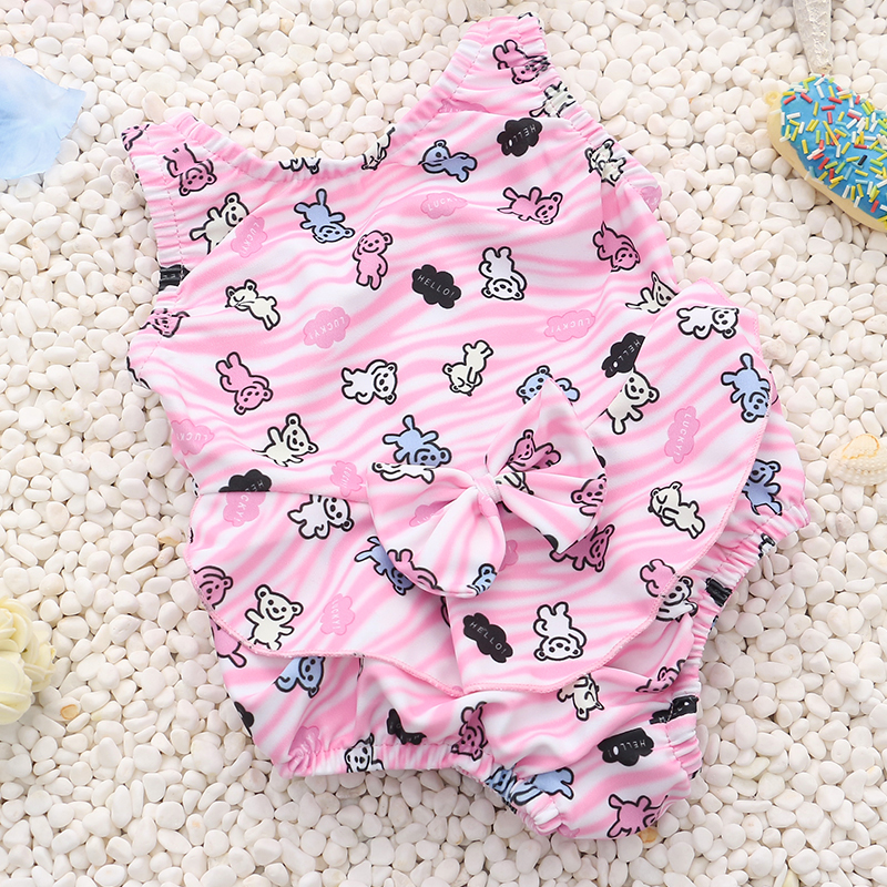 Children's swimming trunks baby baby child swimming trunks girl cartoon swimsuit anti-pee pants hot spring Application Scenario