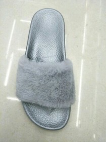 dorashoes. 2017's most popular plush fashion slippers