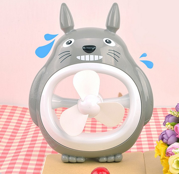 Fashion new cute cartoon Totoro fan stereo dual USB charging fan beautiful do not full figure