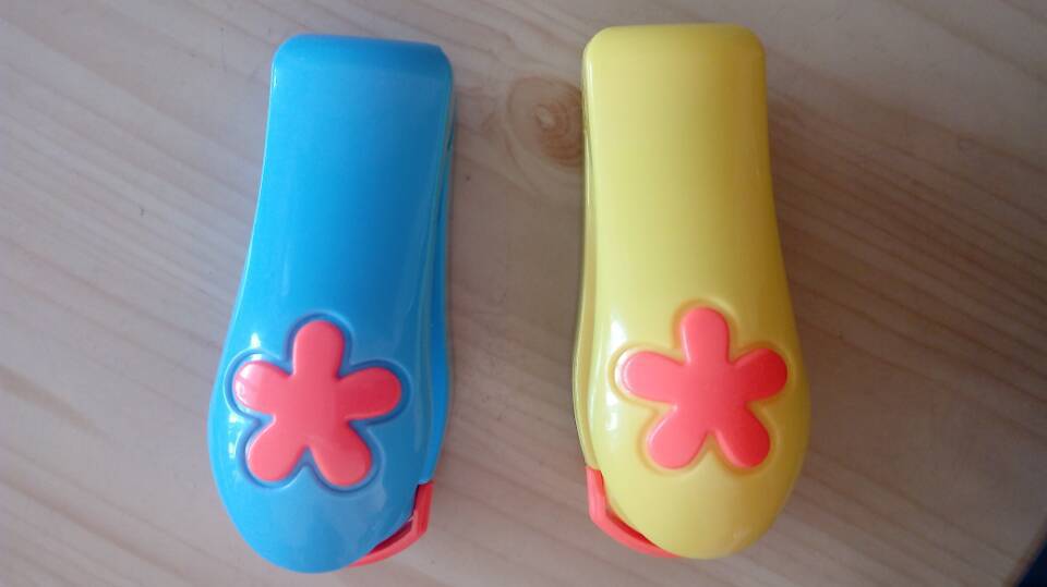 Mini sealing machine Snack bag sealing machine Travel hand pressure heat sealing machine