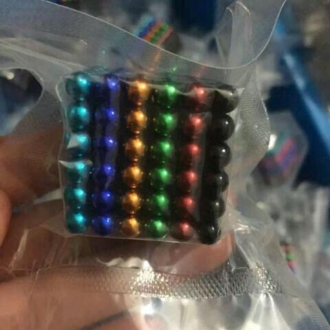 厂家直销5mm*216颗彩色磁铁巴克球磁铁磁钢玩具磁铁详情图1