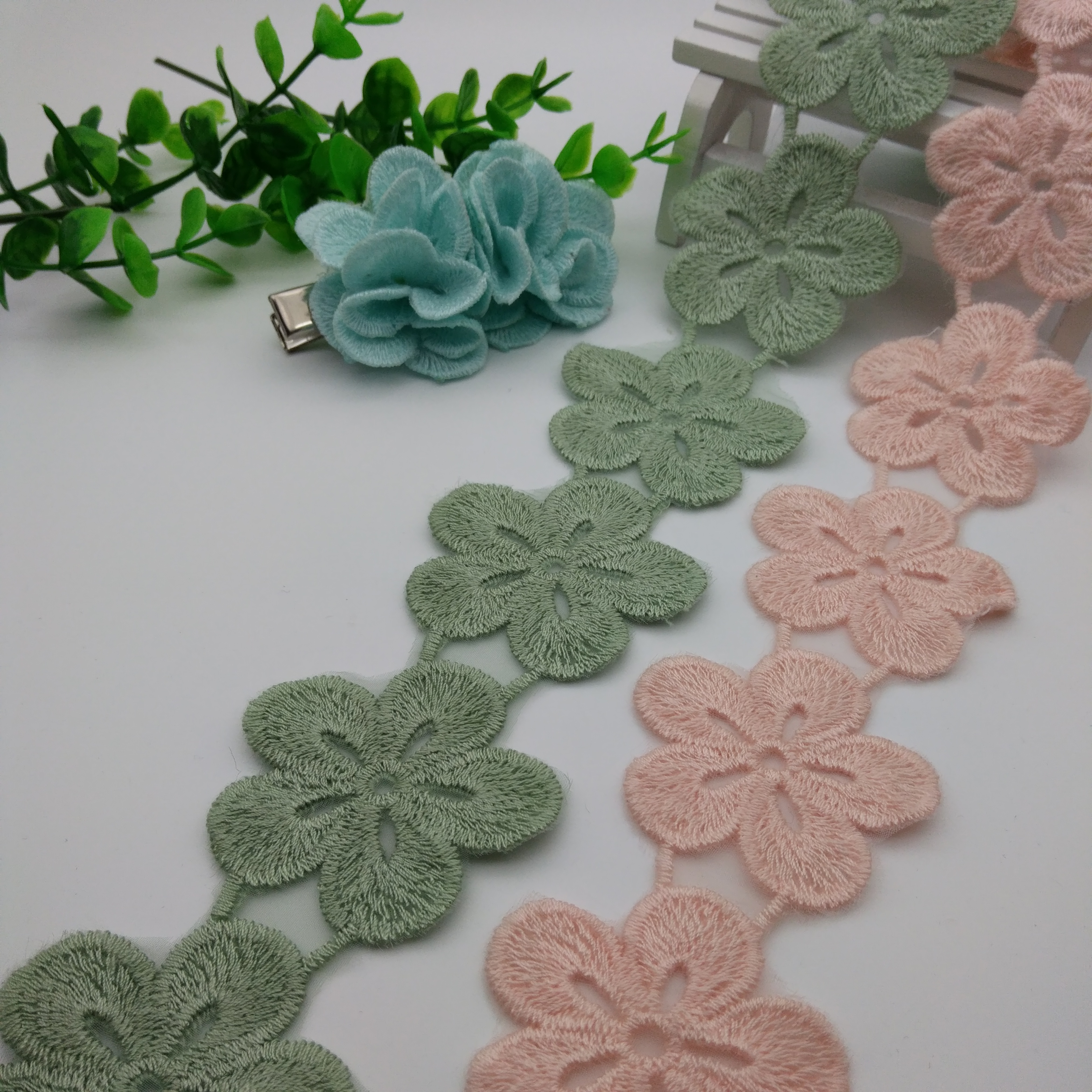 5-petal cotton thread lace is available in stock Specification image