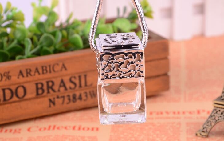 批发汽车空瓶挂件 汽车玻璃空瓶批发 可加香水 汽车挂件细节图