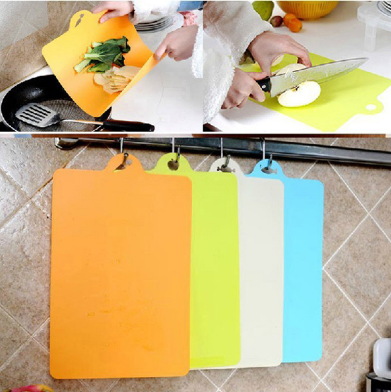 Kitchen items Bendable antibacterial wear soft sorting cutting board Hanging cutting board Kitchen gadgets