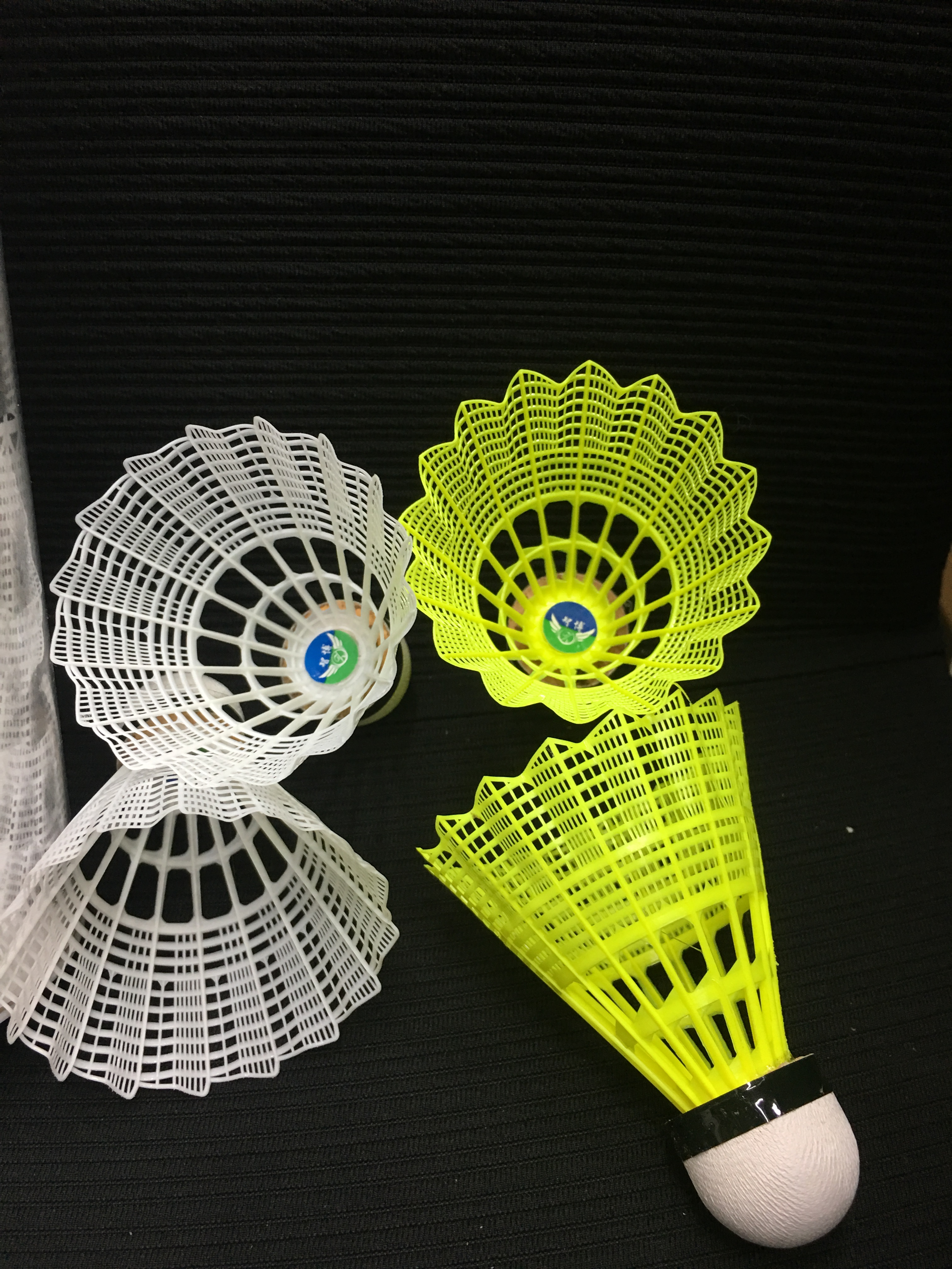 Factory direct sales of high-quality badminton series products, high-elastic nylon badminton racket accessories Specification image
