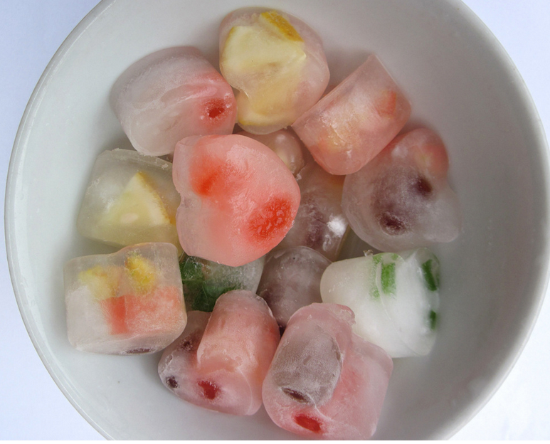 冰块模具盒制冰盒创意食品级硅胶冻制冰冰模冻冰冰格容易脱模产品图