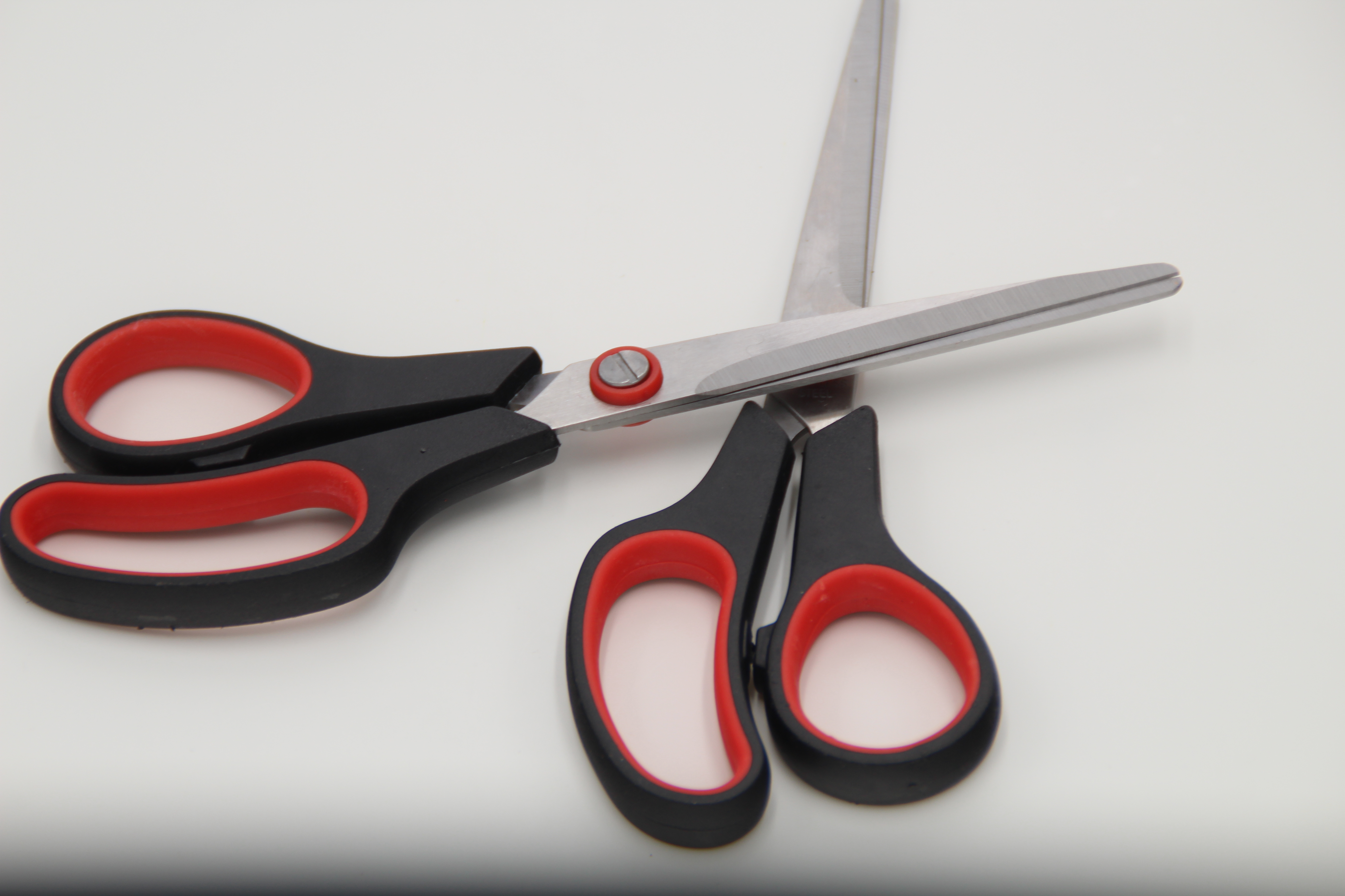 Cultural and sports goods, stationery scissors, student scissors, hairdressing scissors Application Scenario