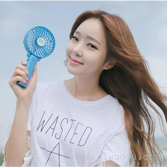 New handheld fan Mini usb charging desk fan Multi-function charging bank fan