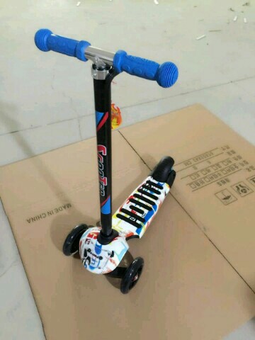 Kids scooter trolley go-kart bike mountain bike Tricycle Kid 1-3-6-12 yo-yo Kid Double Brake Kid one foot 5-10 years old scooter buggy details Picture