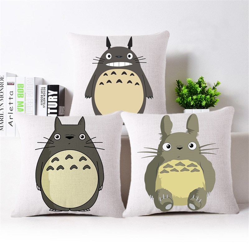 Cotton and linen throw pillows, cartoon Totoro throw pillows, sofa cushions, core-filled breathable car waist cushions