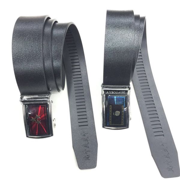 The 4 cm aviation strap is more powerful than a cow and comes with a round buckle