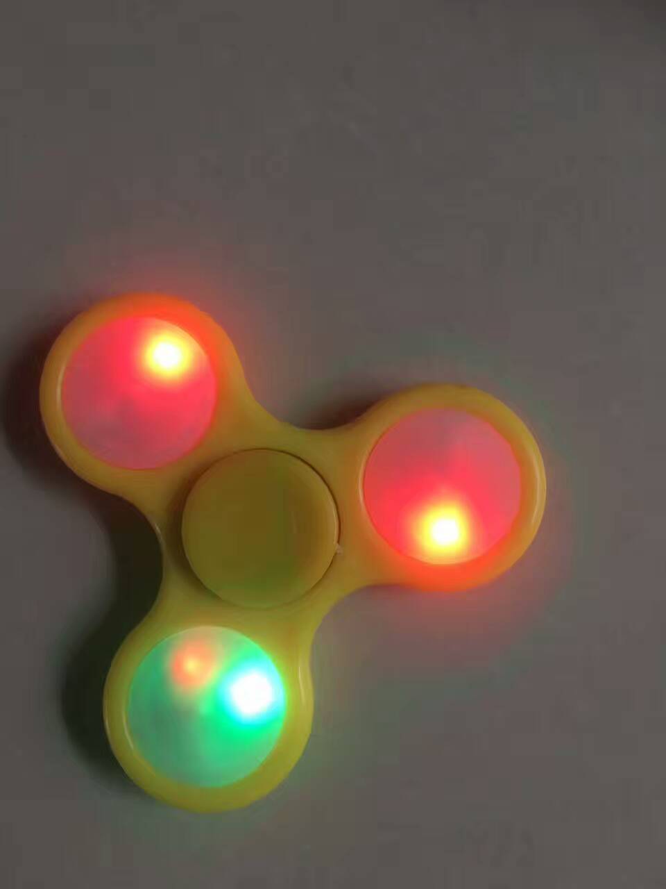 指尖陀螺 torqbar指间陀螺 edc手指陀螺 三角陀螺细节图