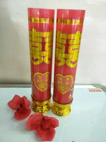 Factory direct sales of Chinese-style wedding candles with dragon and phoenix patterns for the bridal chamber