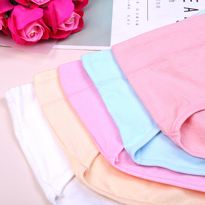 Ixiang Sherman Mid-Waist Women's Underwear Pure Cotton Underwear Pure Cotton Seamless Solid Color Simple Briefs Application Scenario