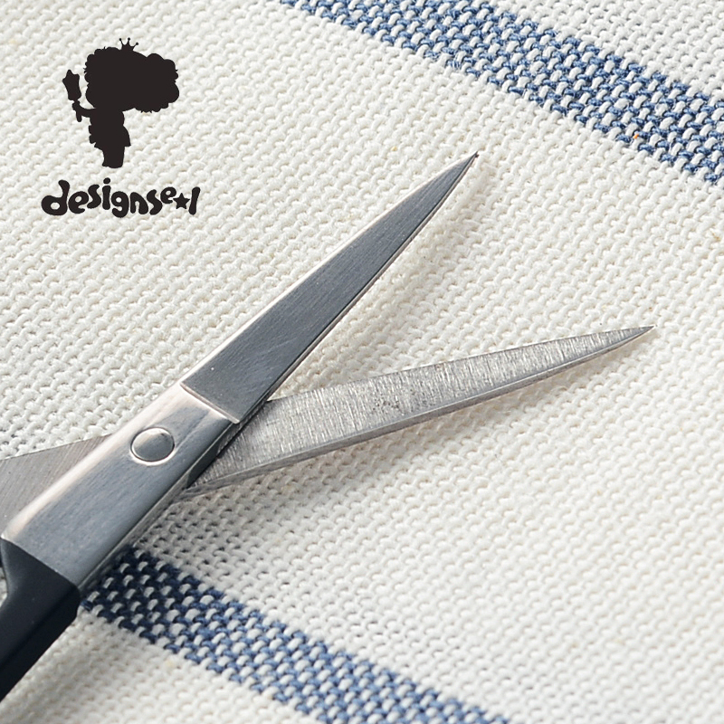 Tiran, I want a small, cute, classic straight eyebrow clipper that is durable and made of stainless steel by hand Specification image