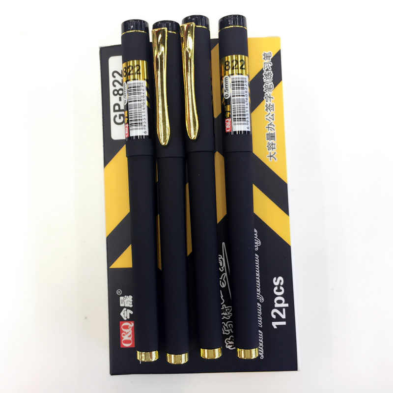 Office large-capacity steel tip pen core signature metal hook pen 0.5mm 822 Application Scenario