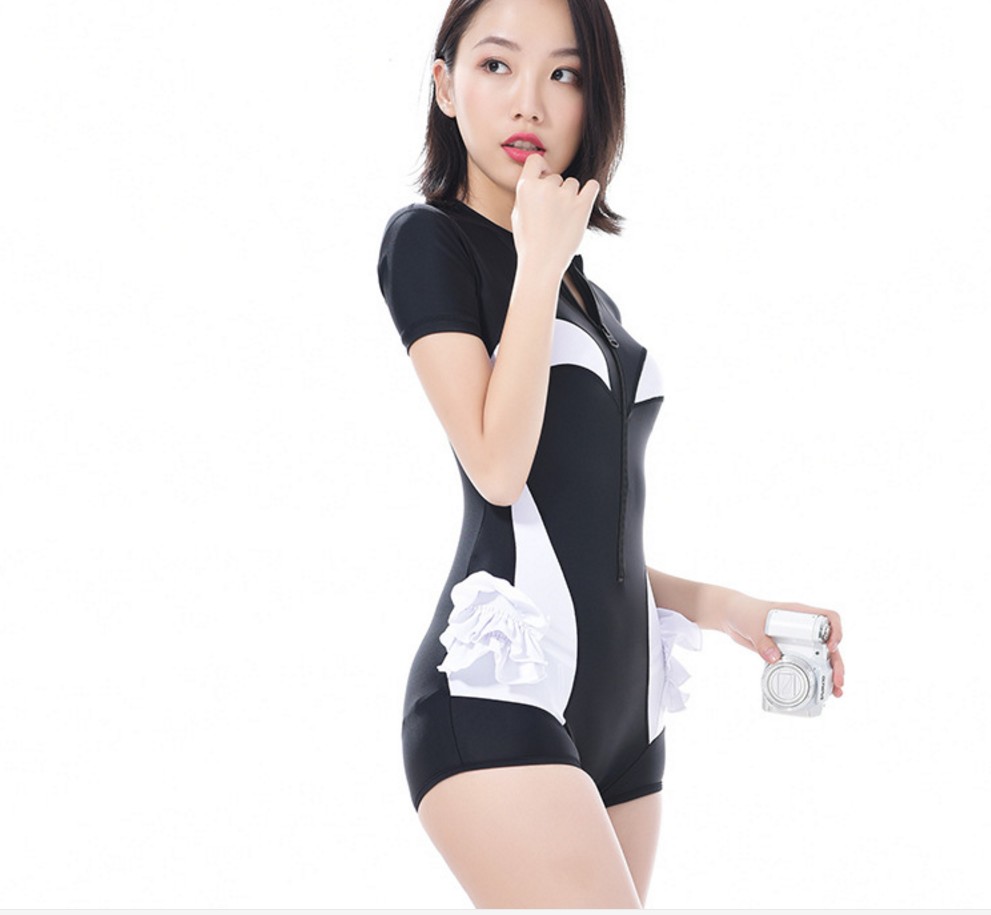 Black Swan swimsuit Conservative cover belly hot spring swimsuit slimming sport one-piece swimsuit for women