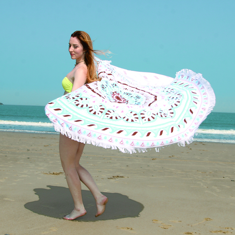 Best-selling fringed beach towels, round microfiber reactive printing shawls, direct sales from the manufacturer