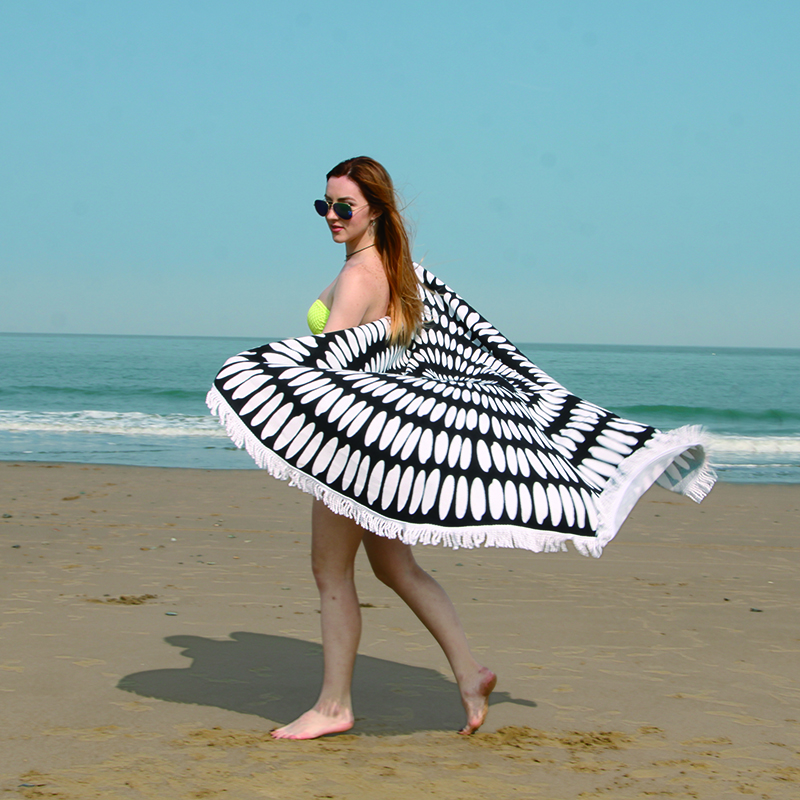 Black and white series beach towels, custom-made beach towels, yoga MATS, shawls, and one-piece consignment