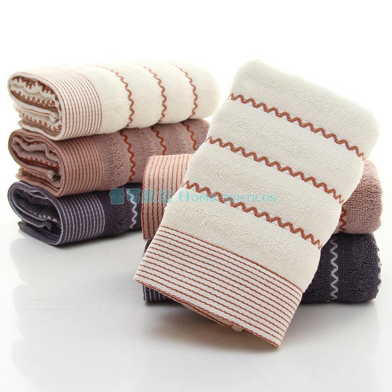 Pure cotton towels with thickened water ripple patterns are exclusively for supermarkets and can be customized by gift companies with embroidered logos Specification image