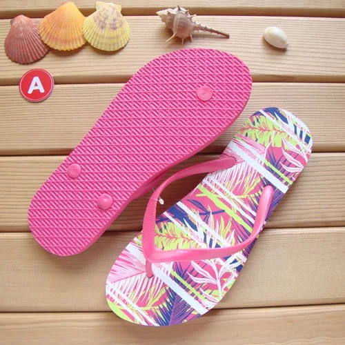 Customized comfortable and breathable Pe beach herringbone slippers for women details Picture
