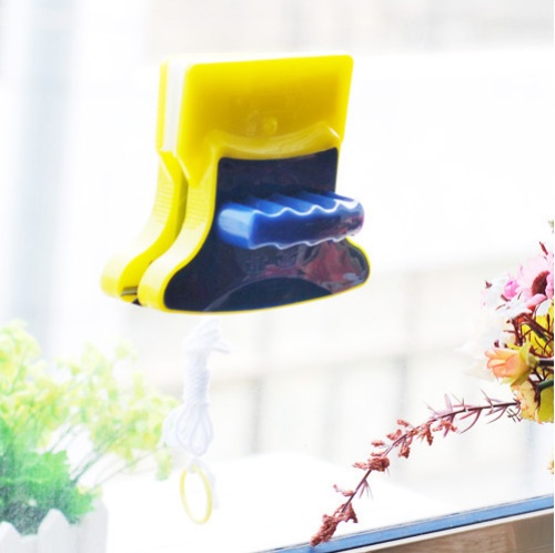 玻璃清洁器实物图