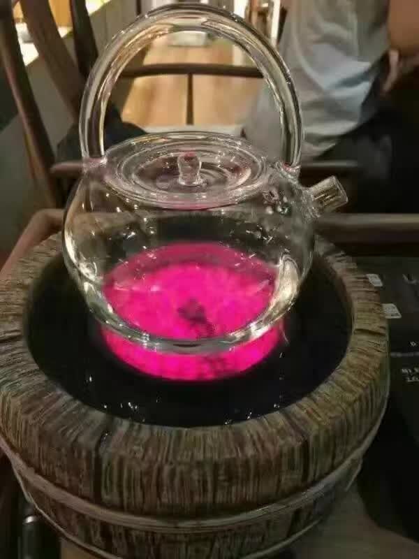 The Glass Electric Clay Oven Uses A Coffee Pot details Picture