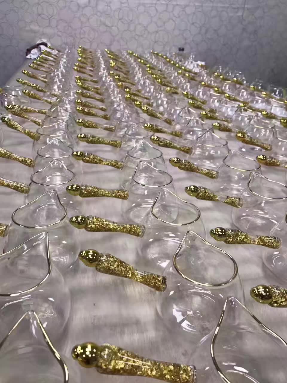 Delicate feel from high quality material
