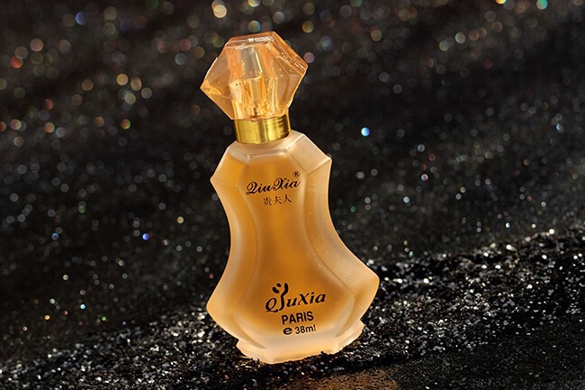 Lady Jin GUI Perfume for Women is available for wholesale in Yiwu at ten yuan Application Scenario