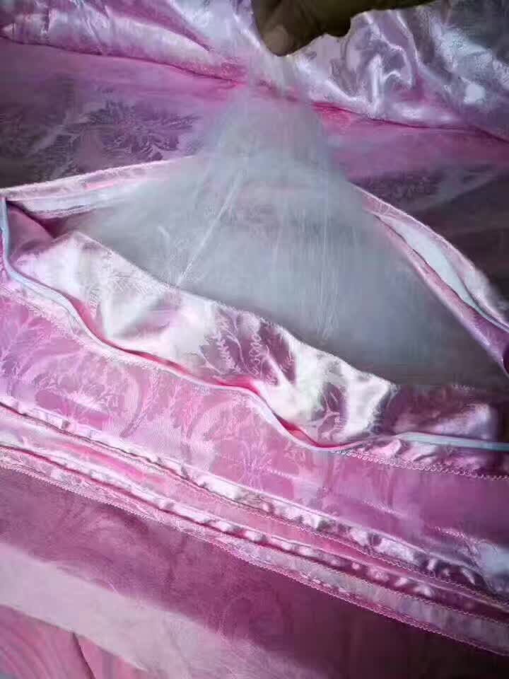 Diversified silk quilt options