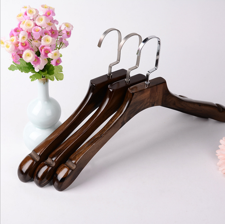 Solid wood vintage wood clothes hangers non-slip clothes hanging high-end clothes hangers clothing display rack thumbnail