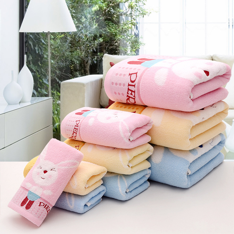 Children's cute rabbit bath towel cartoon pure cotton set gift box, high-end all-cotton gift children's bath towel Application Scenario