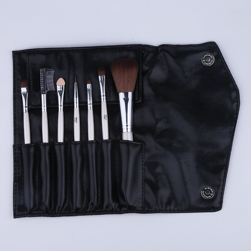 High-quality 7-piece makeup brushes with leather cases, nylon bristle, and wooden handles, universal makeup set brushes Specification image