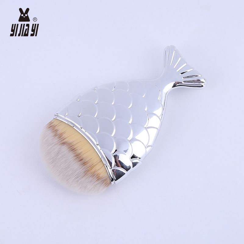 Fish-shaped makeup brush, foundation brush, beauty brush and mermaid blush brush details Picture