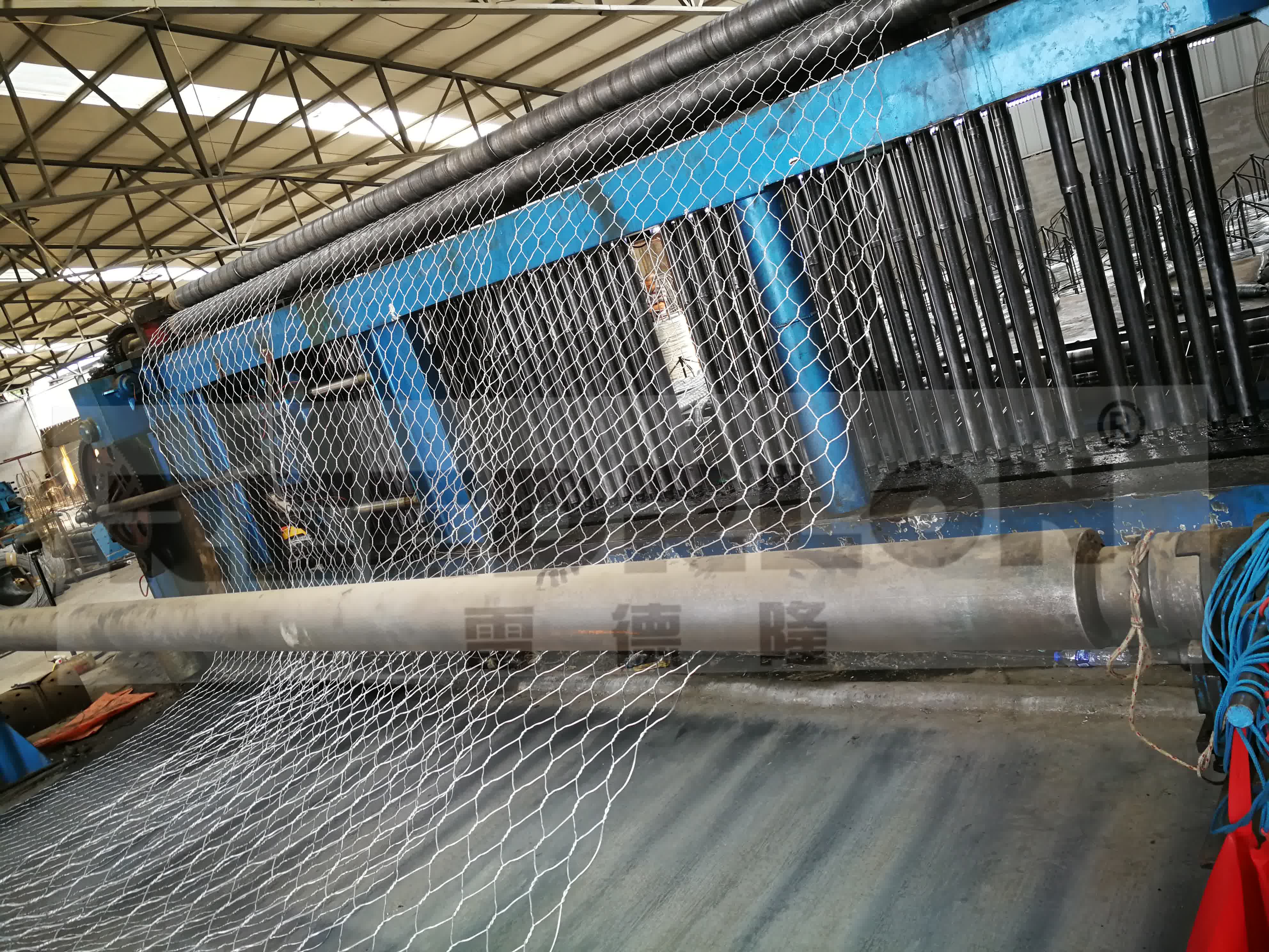 Stone cage cage big hexagonal mesh bin river beach flood control wire mesh Redlon REEDLON