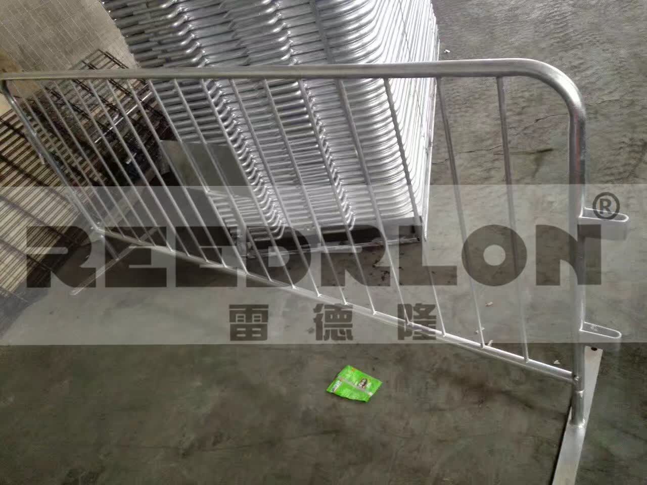 四勾网/无结围网/停车场道闸产品图