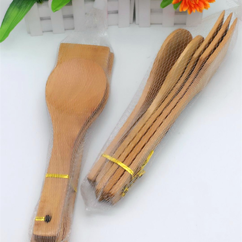 Hemu Rice produces and sells its own rice spoon sets and sets