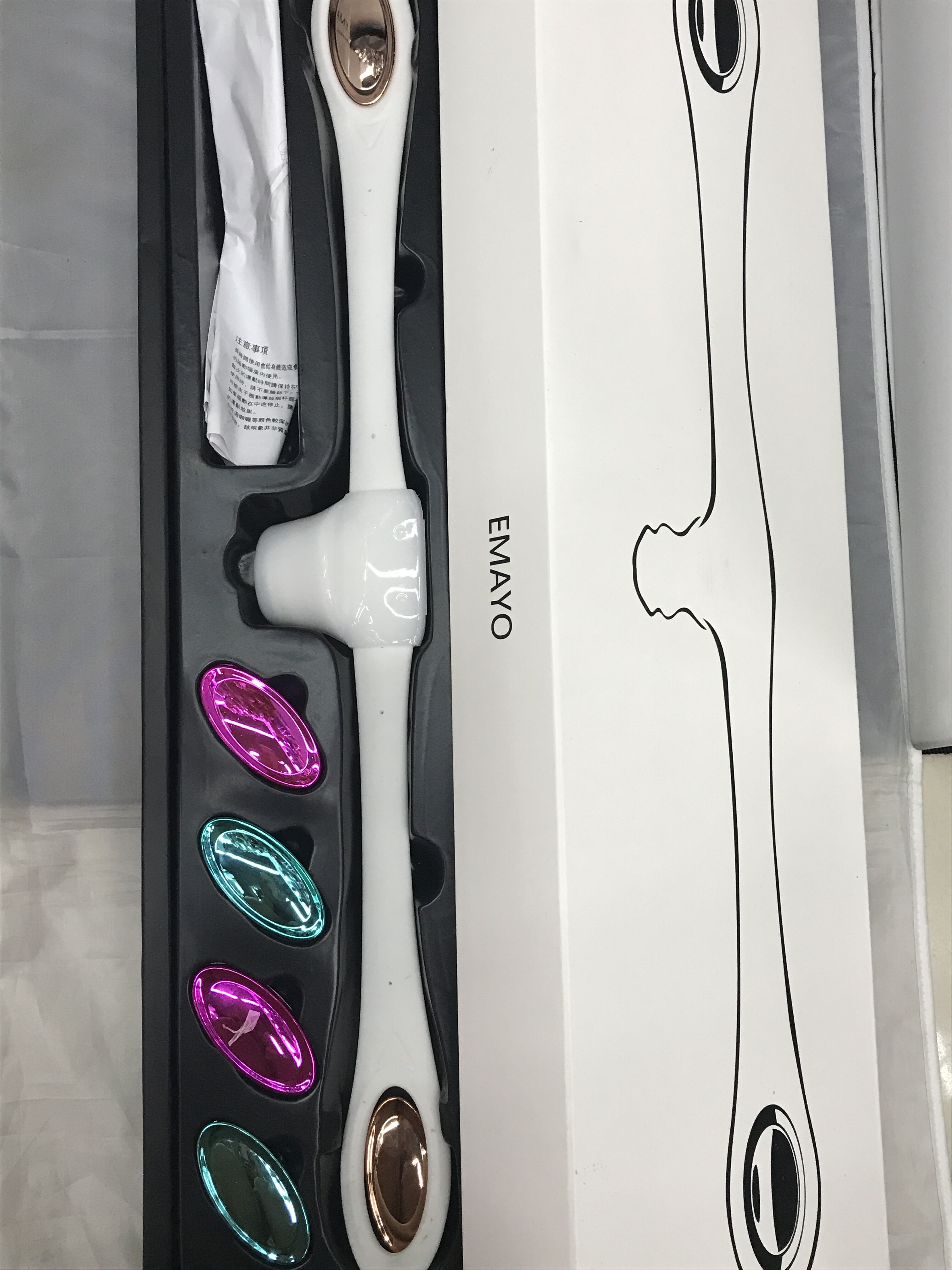 EMAYO Face Slimming artifact Essential for the goddess of facial muscle compaction and sculpting Application Scenario