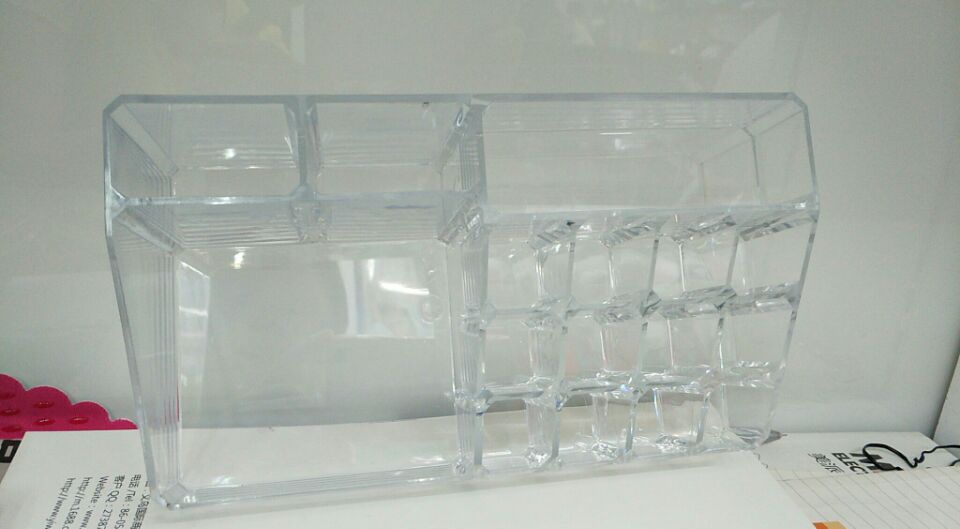 Creative desktop transparent acrylic cosmetic storage box, tattoo lip gloss, lipstick, jewelry and crystal storage box details Picture