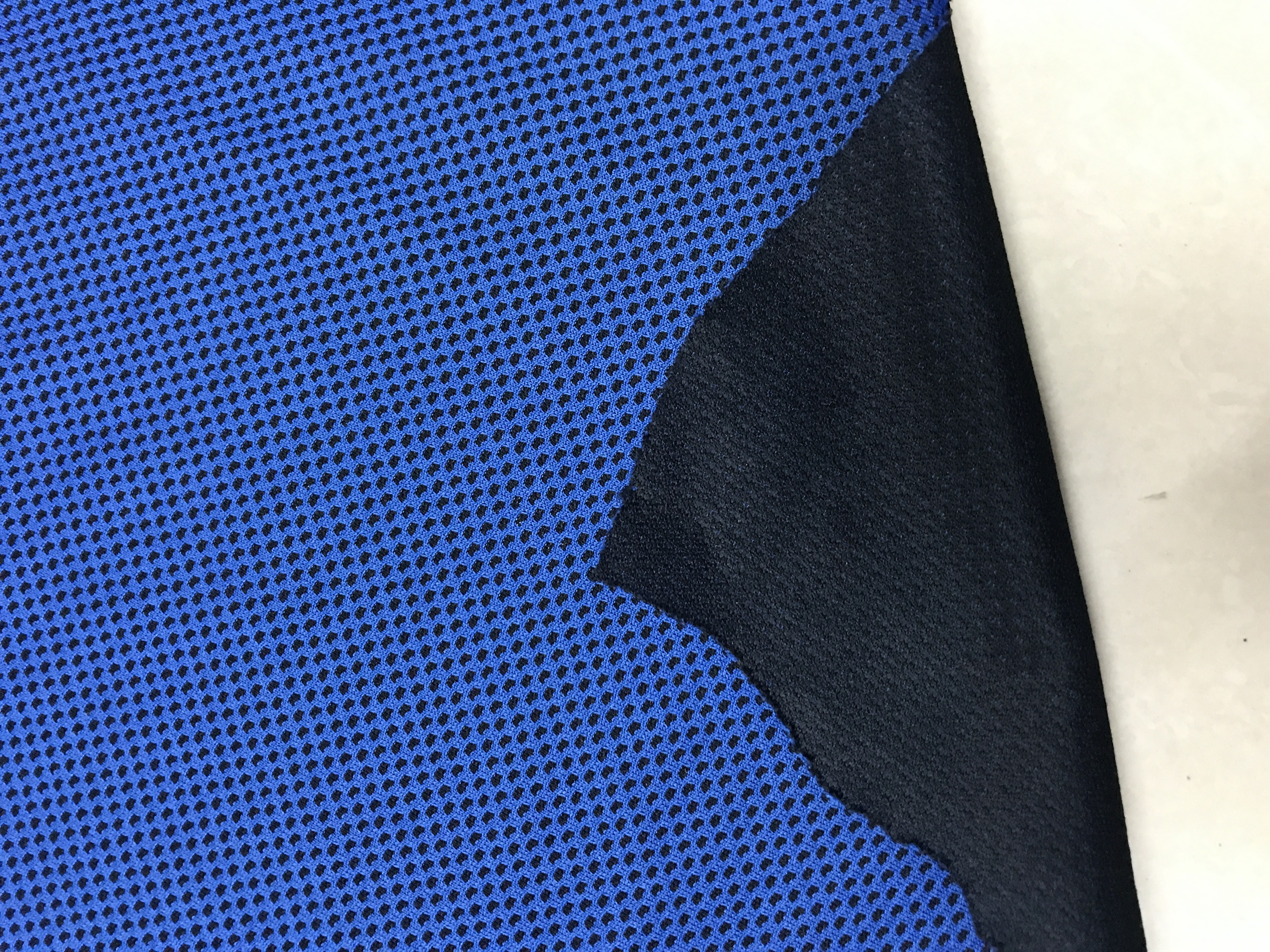 Cold towel fabric a bird's eye cloth Specification drawing