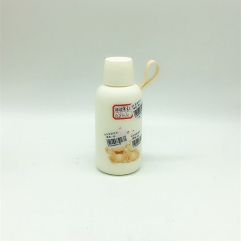 Cute cartoon cup, creative water cup, portable details Picture