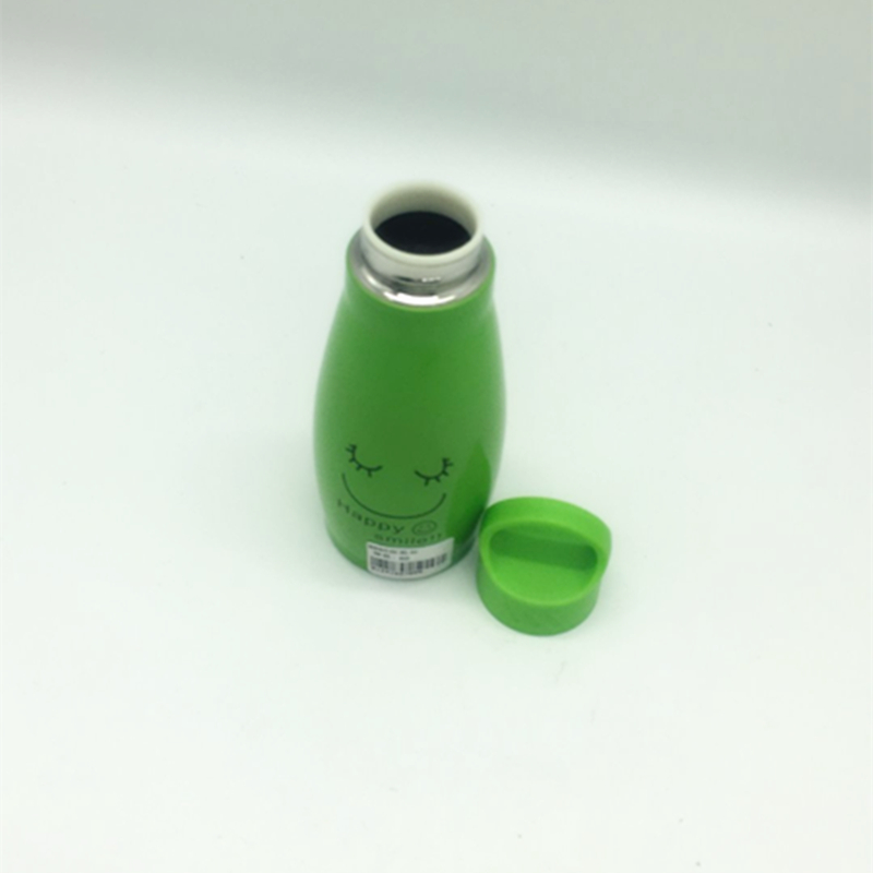 Creative and cute cartoon water cup, insulated cup, portable insulated cup that can be carried