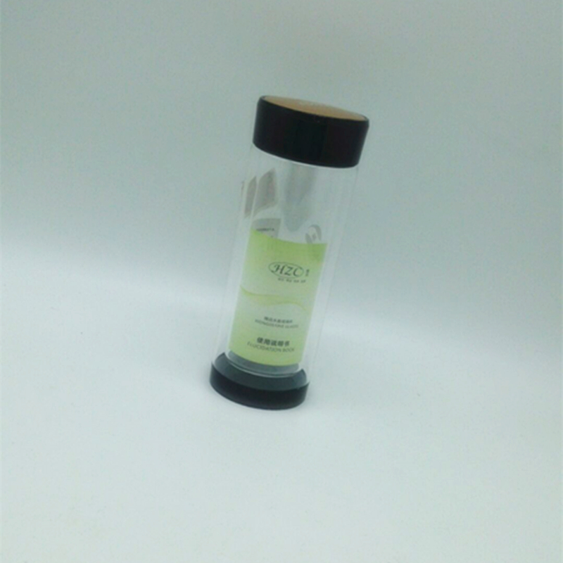 Double insulation for medium glass cup with black lid