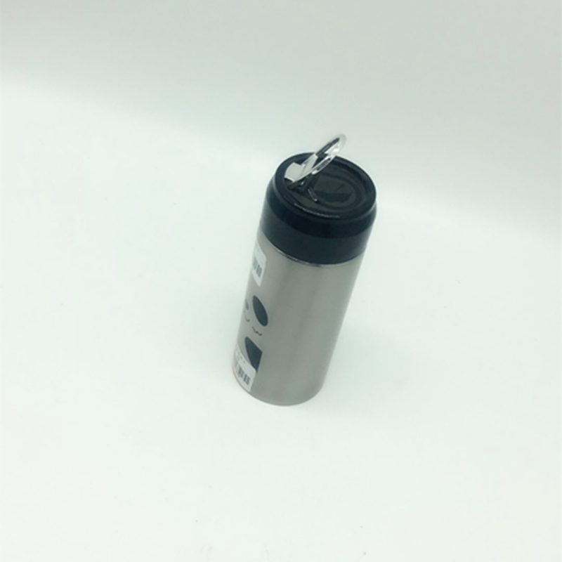Creative and cute little bear water cup, portable water cup, insulated cup Application Scenario