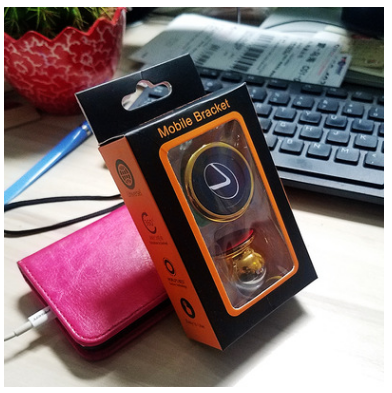 多功能磁性磁铁车载手机支架金属360度旋转磁力