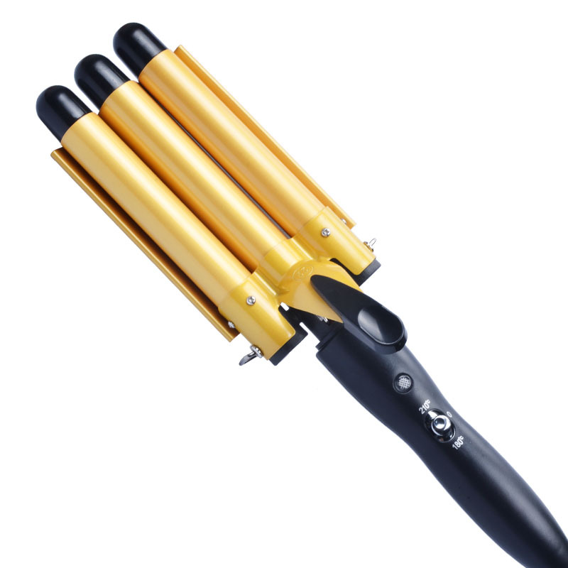 "Factory direct sales, one-piece consignment 】 Korean-style egg roll head temperature-adjustable three-bar hair curler, water wave perming tool. Application Scenario